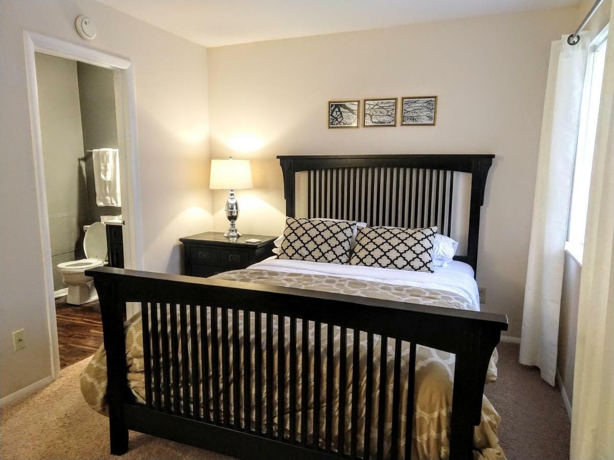 Delightful Townhome - Central Raleigh Location Exterior foto