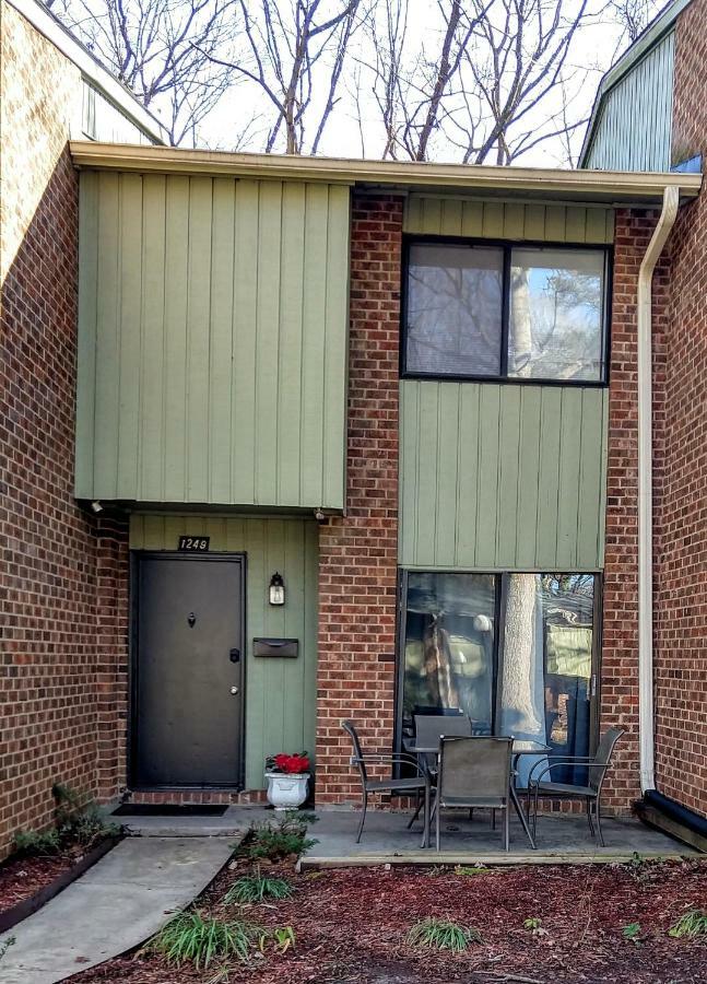 Delightful Townhome - Central Raleigh Location Exterior foto
